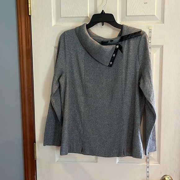Rafaella Sweaters - Rafaella-XL-gray-long sleeve sweater with faux leather trim, rib detailing top.